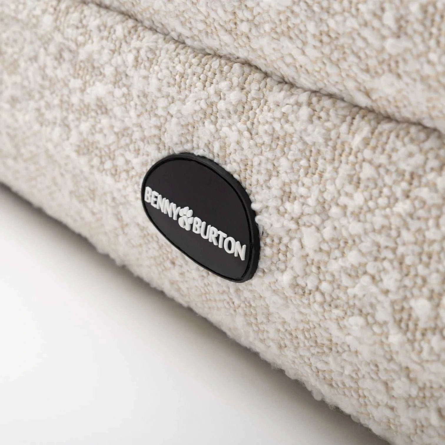 09WalkBuddy_Barklay_LogoCloseUp_SmallR